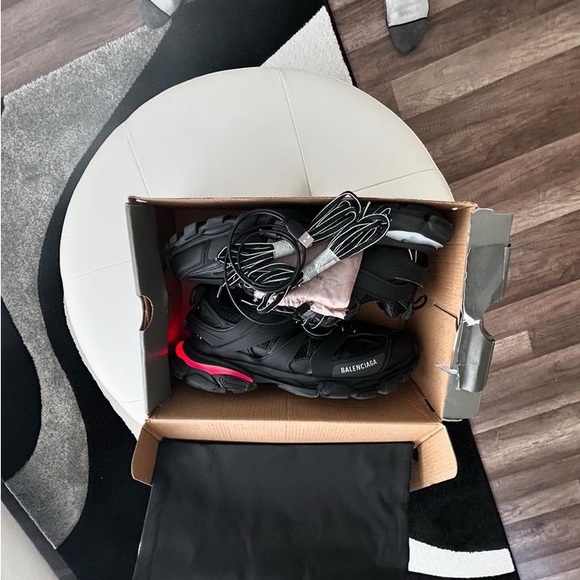 Balenciagas Track runner LeD - Picture 3 of 5